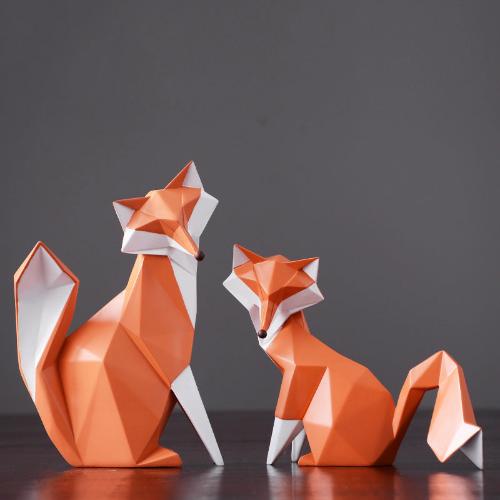 ’Fox Statue in Resin: Elegant Animal Decor for Your Home’ - Art & design