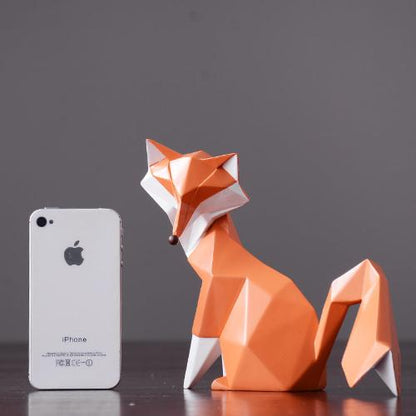 ’Fox Statue in Resin: Elegant Animal Decor for Your Home’ - Art & design