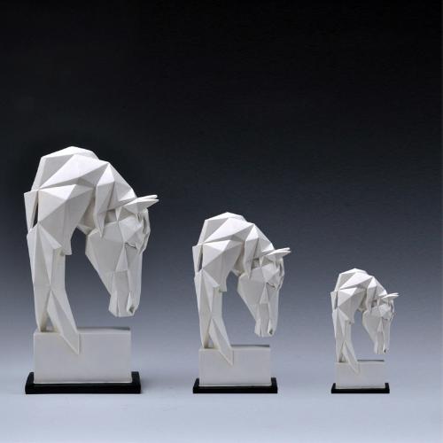 ’Modern Geometric Sculpture - White Horse Head Available in Three Sizes’ - Art & design