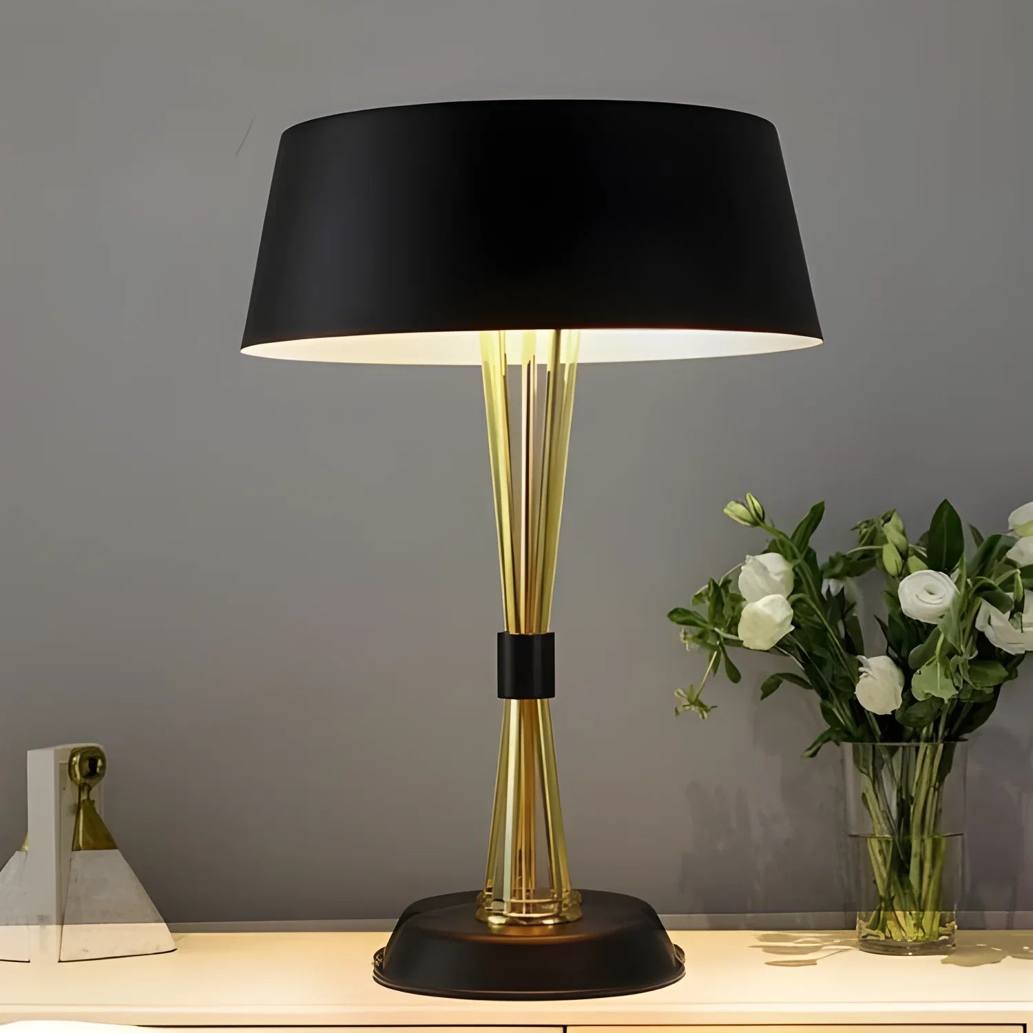 LuxUry Iron Table Lamp – Elegant European Design - Black / US - lamp light