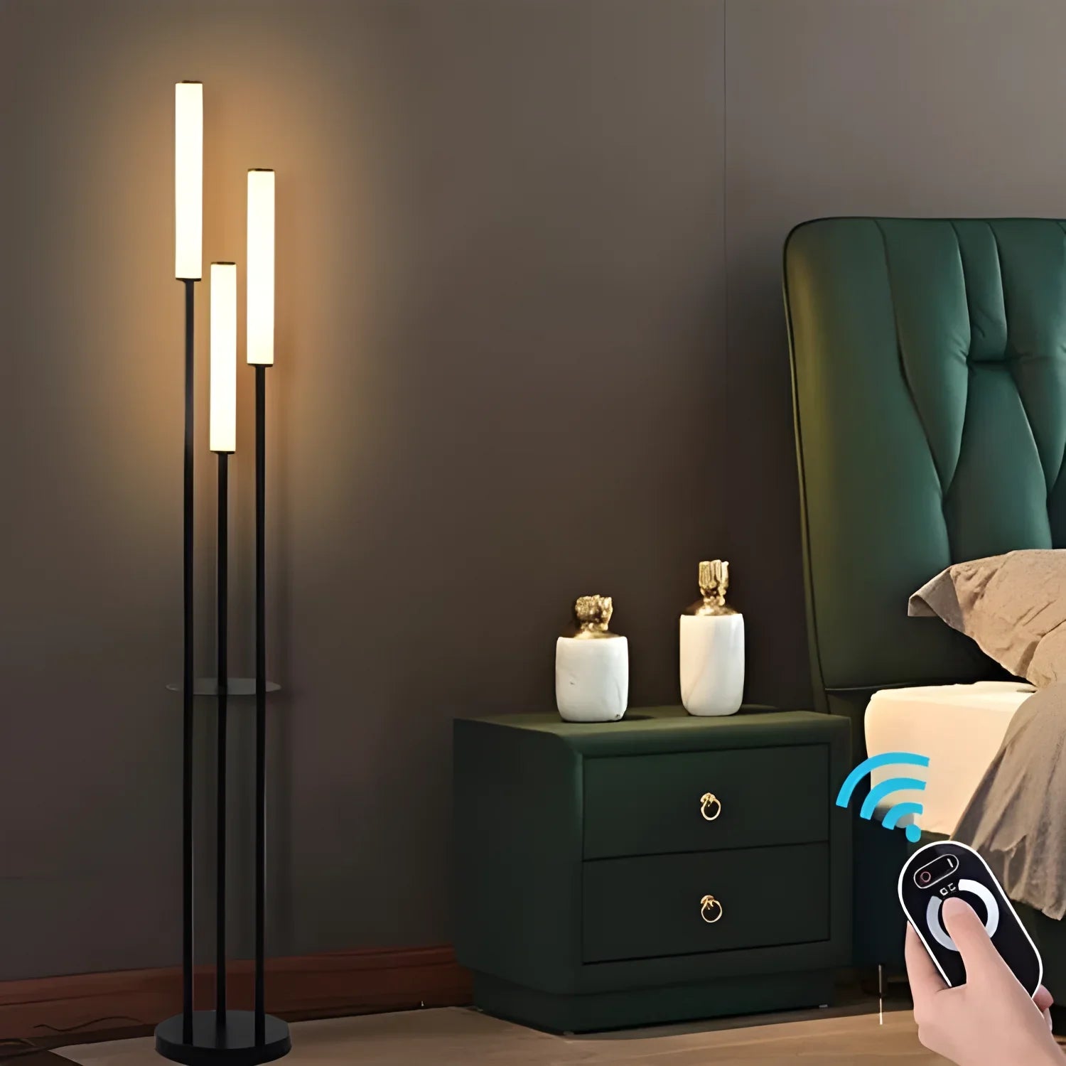 Floor Lamp with Three Light Sources – Linear and Modern Design - Remote control / EU - lamp light