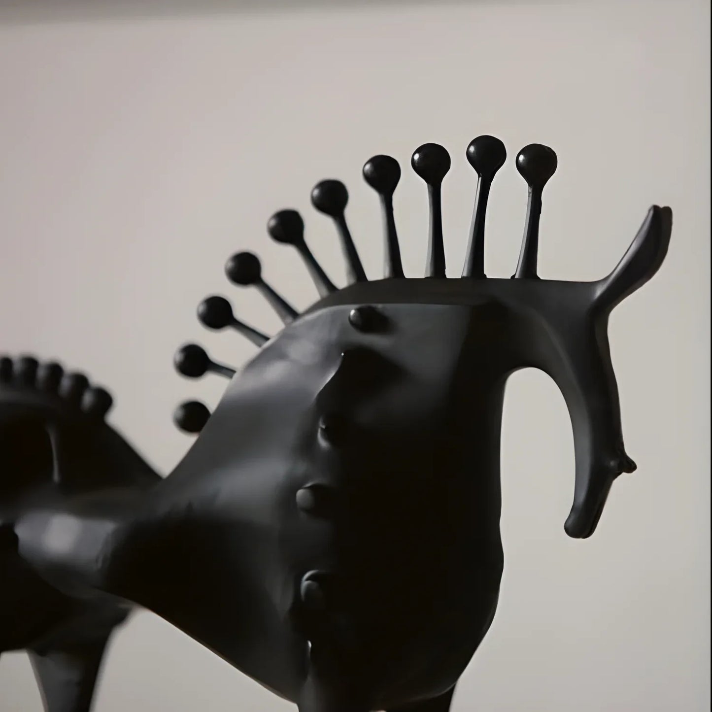 Abstract Metal Horse Sculpture - Modern Design for Home Decoration - decorazioni