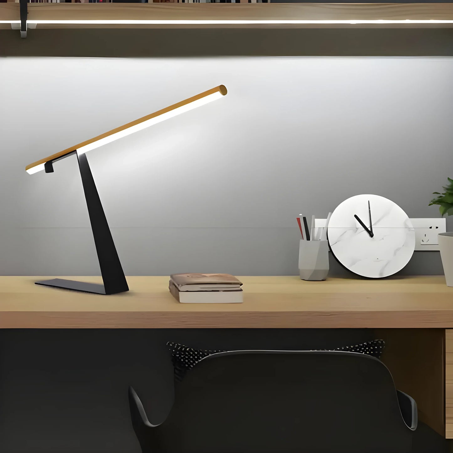 ’Sleek Modern Geometric Table Lamp with Extended Pole: Perfect for Study and Office’ - Art & design